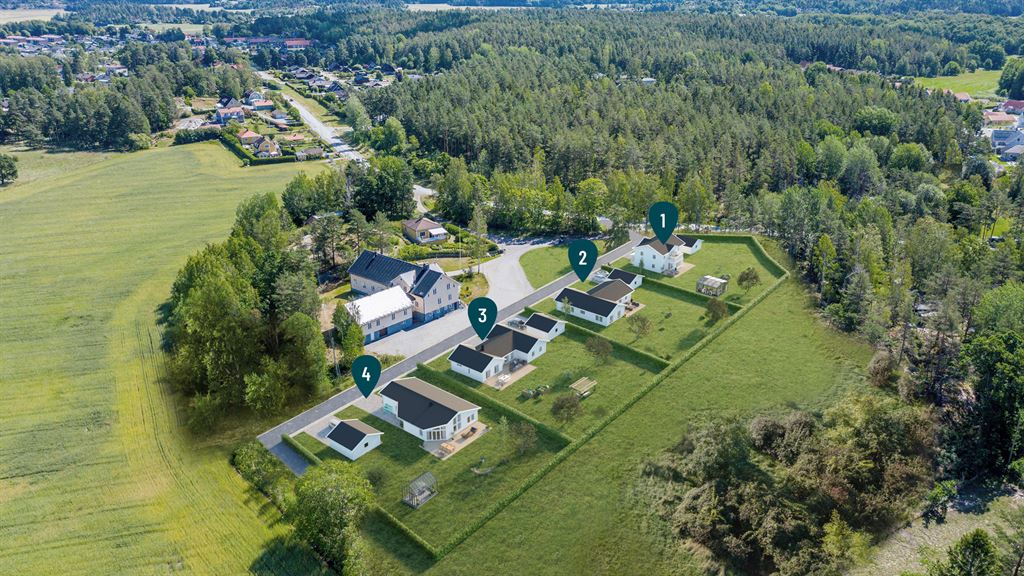 Drönarbild av A-hus 4 tomter i Östra Husby.